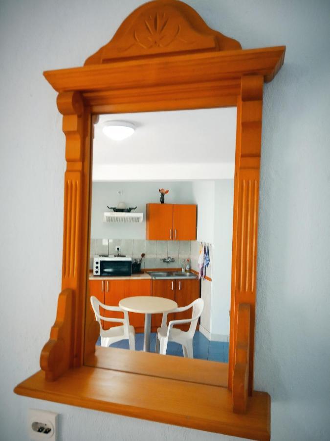 Hotel Vila Umicevic Bijela Esterno foto